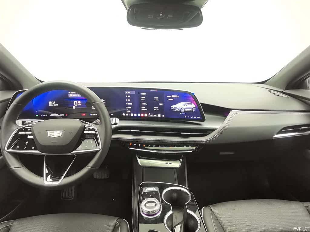 Cadillac GT4, 2023 все фото