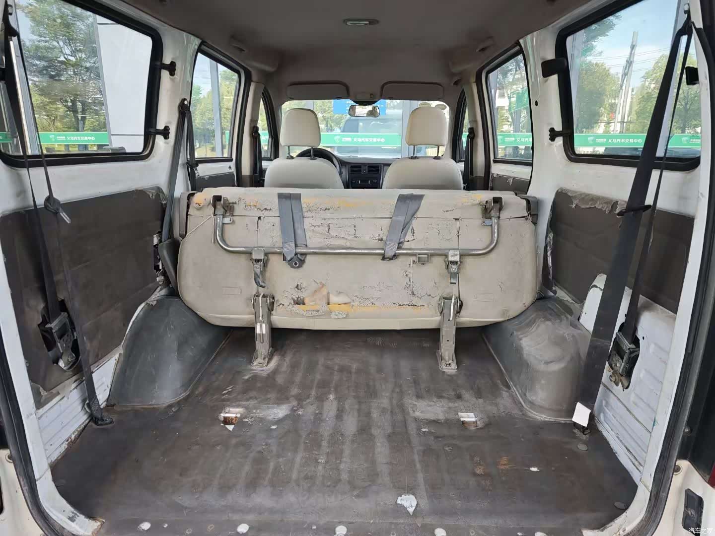 Wuling V, 2015 8