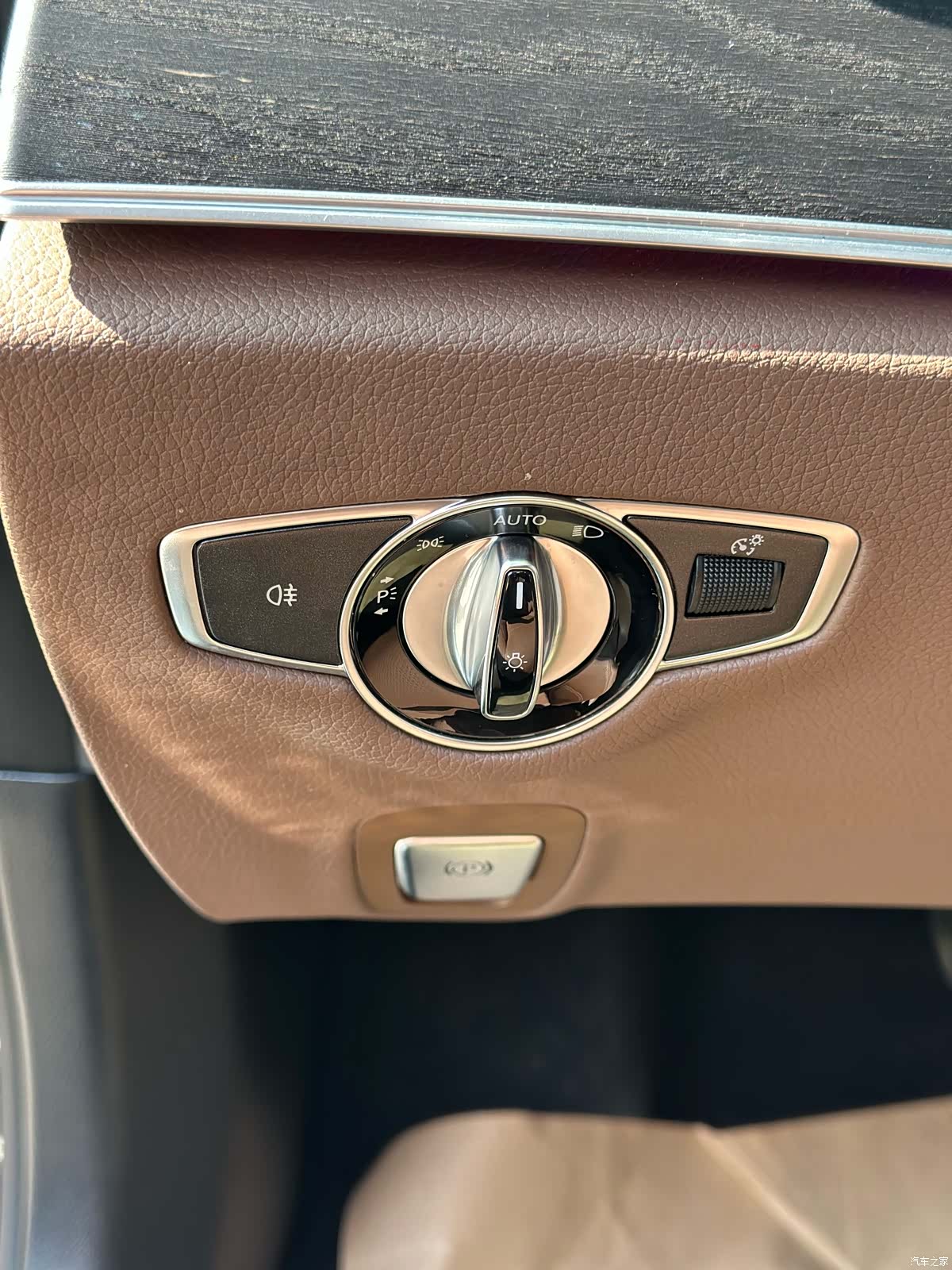 Mercedes-Benz E-Class, 2020 24
