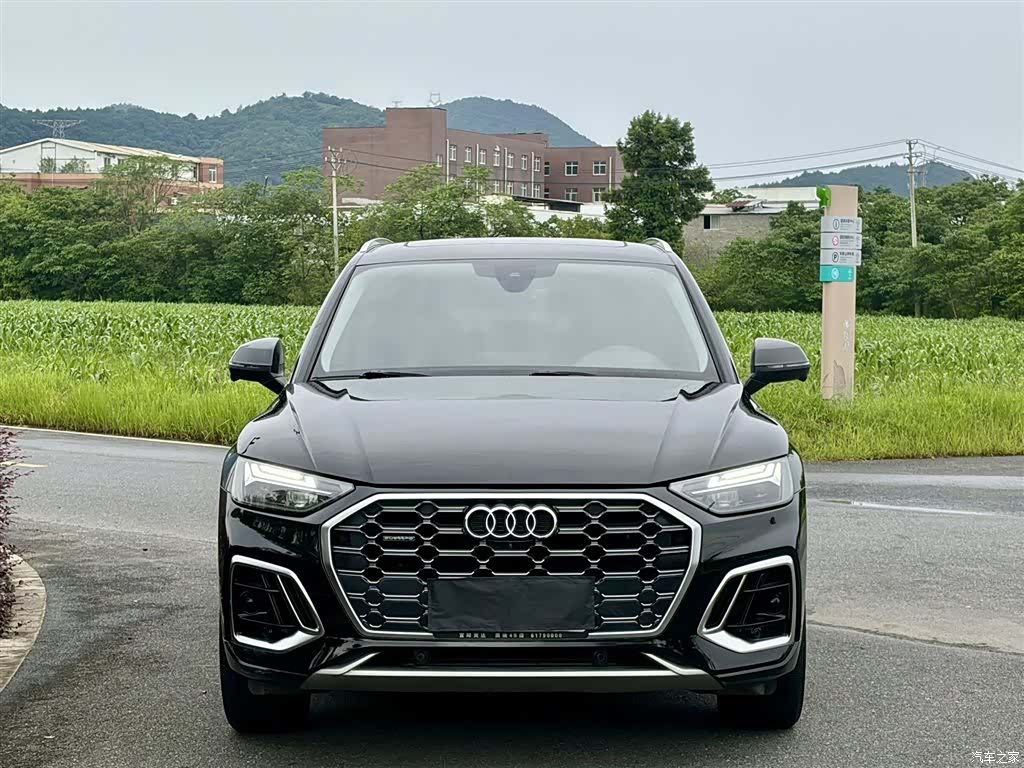 Audi Q5L, 2022 2