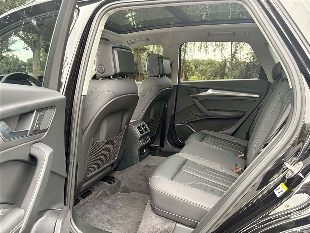 Audi Q5L, 2022 6