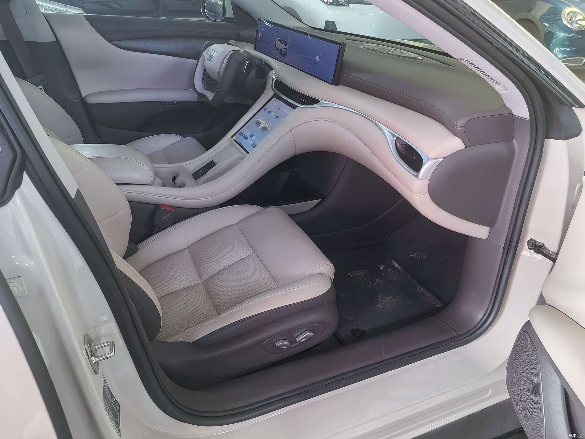 IM Motors L6, 2024 10