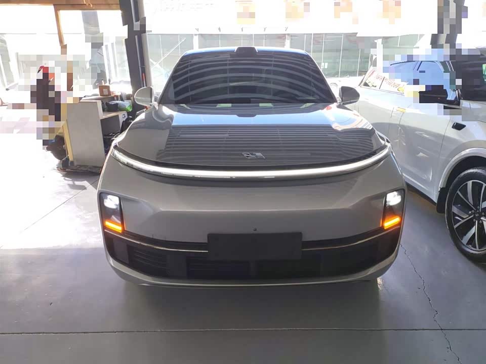 Li Auto Ideal L9