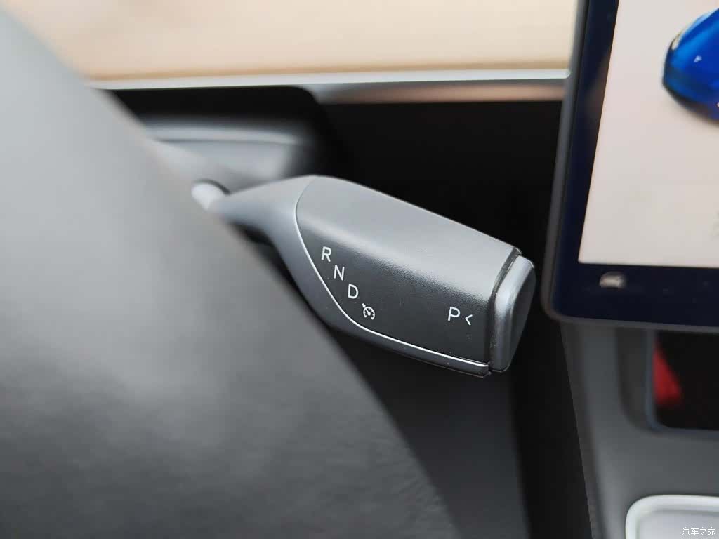 Tesla Model Y, 2021 7