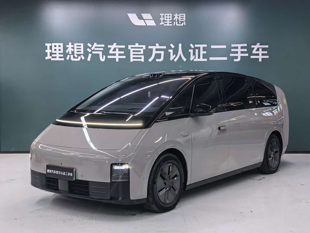 Li Auto MEGA