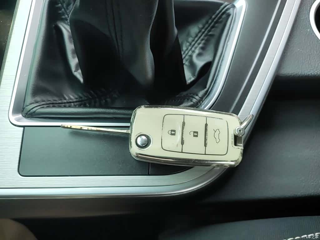 DongFeng T5, 2022 9