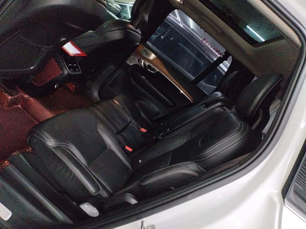 Volvo XC90, 2018 17