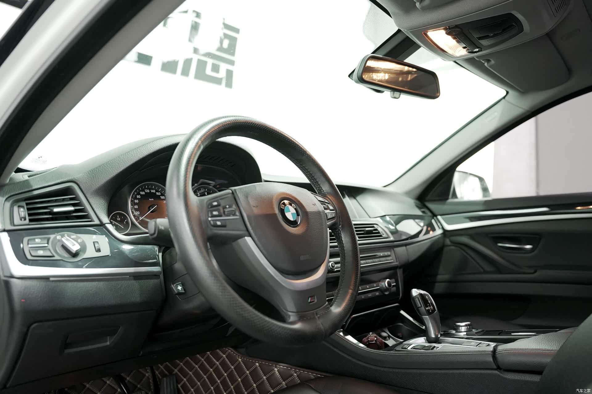 BMW 5 Series, 2014 11