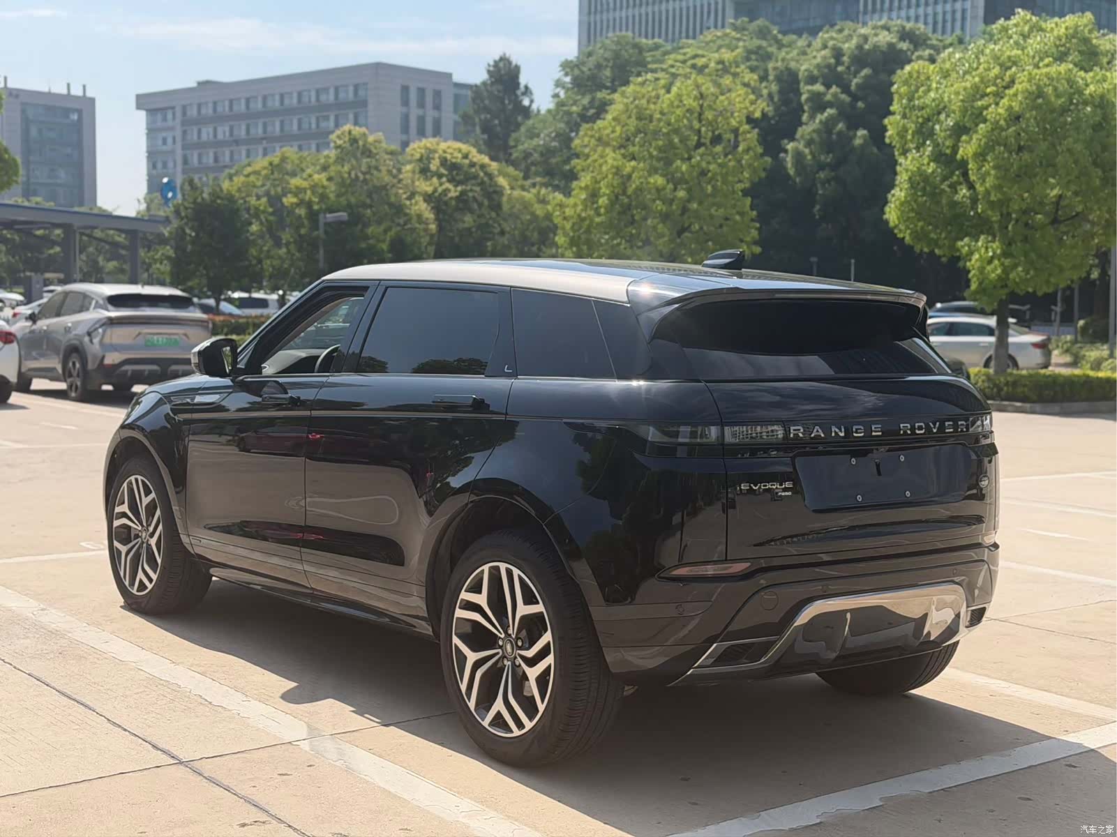 Land Rover Range Rover, 2022 12