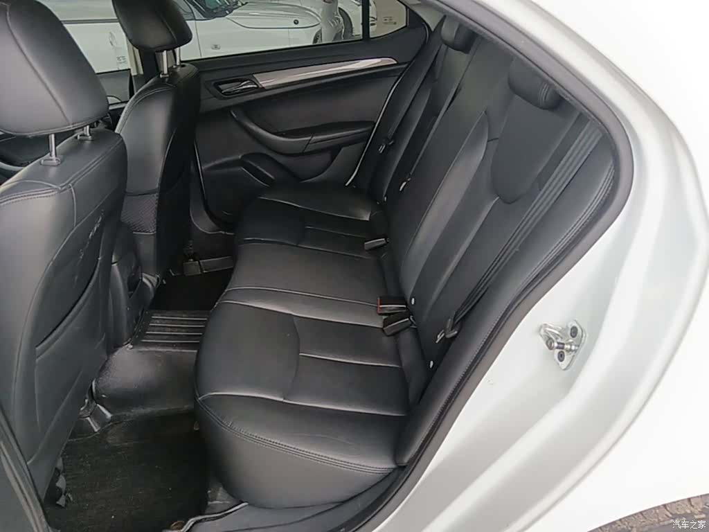Roewe 360, 2017 17