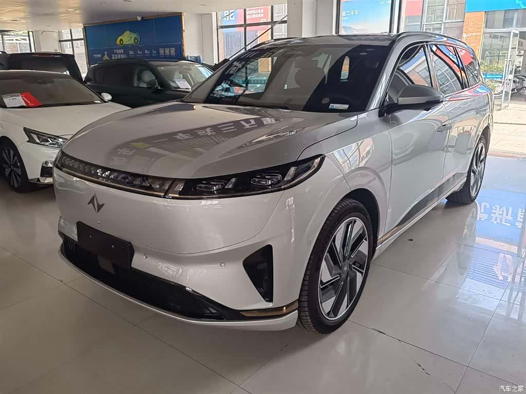 DongFeng eπ008, 2025 1