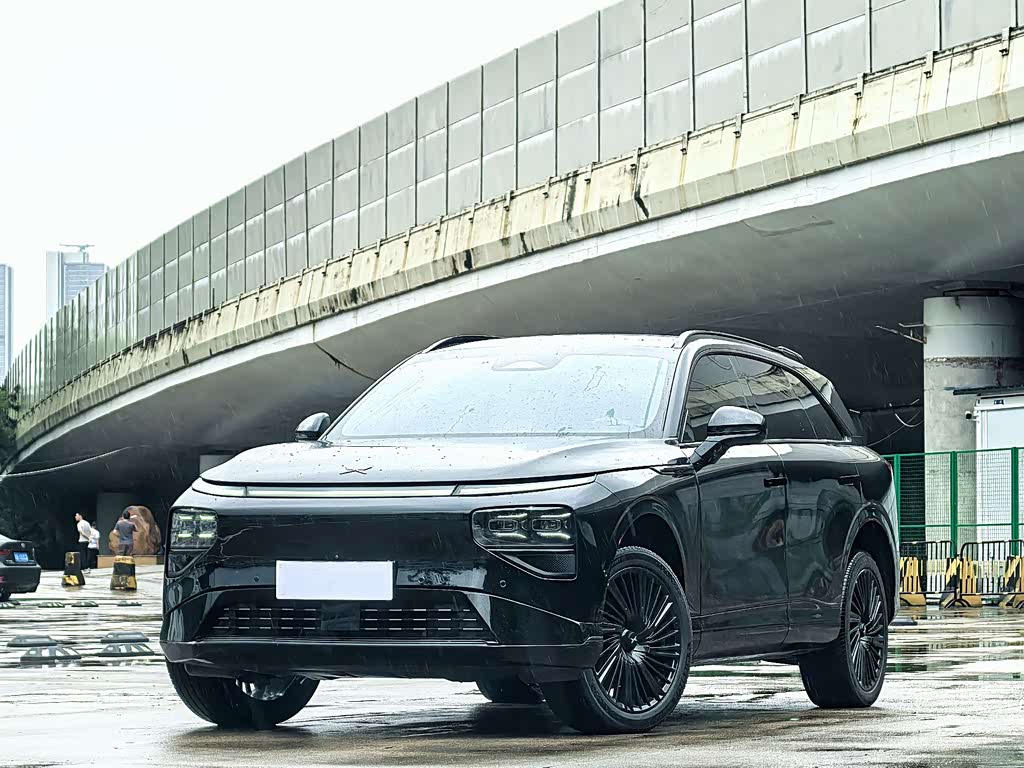 XPENG G9