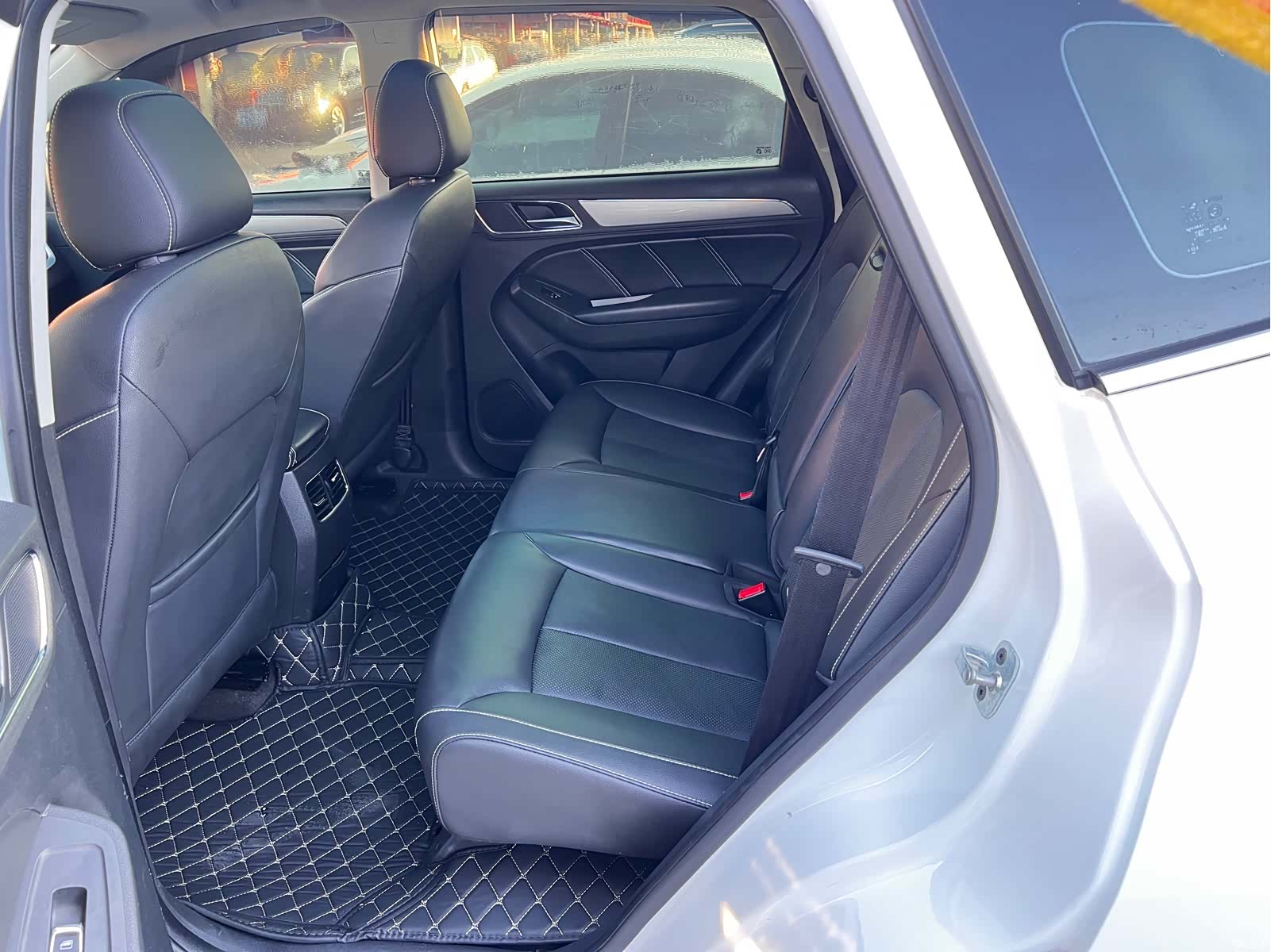 Roewe RX5, 2018 12