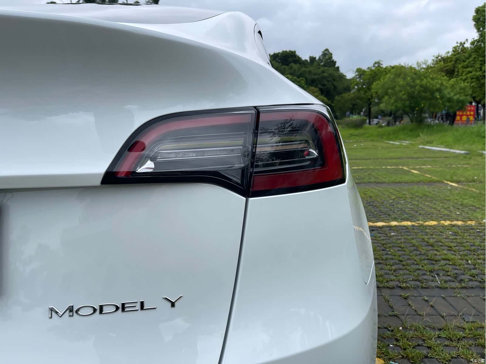 Tesla Model Y, 2023 20