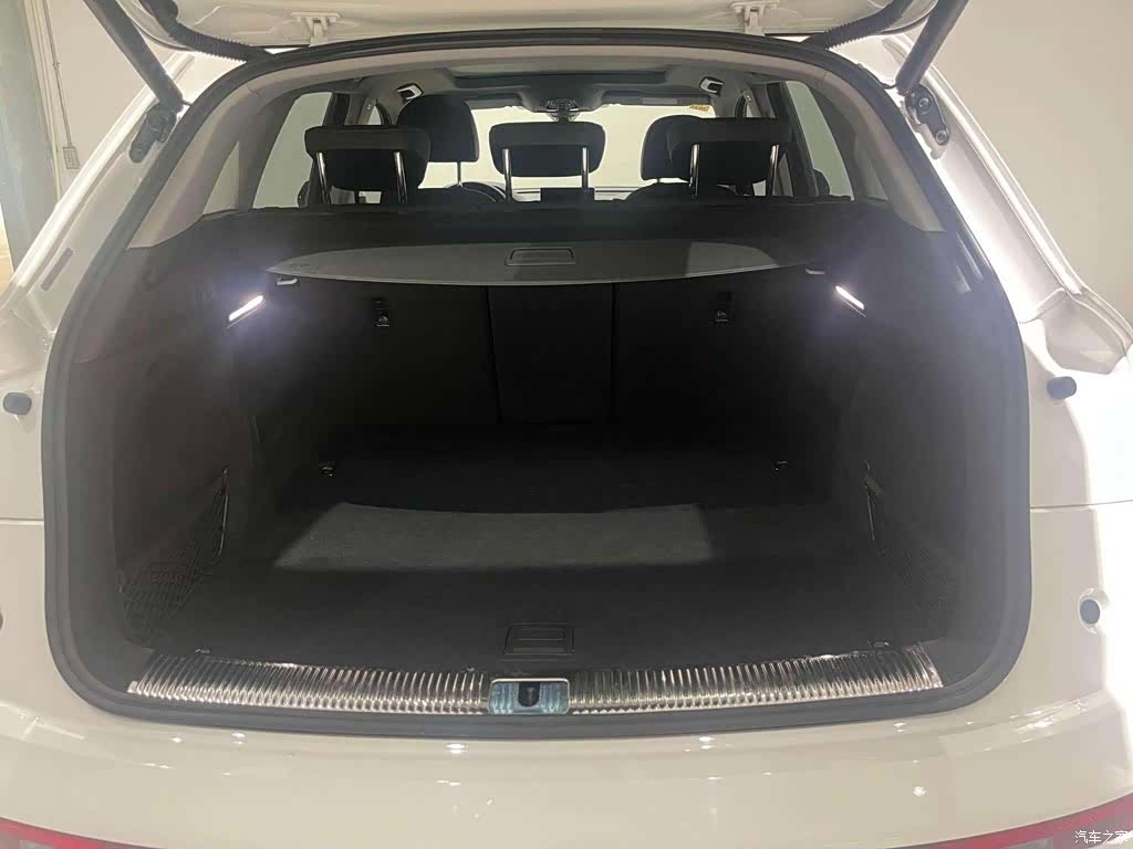 Audi Q5L, 2021 15