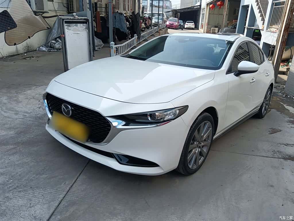 Mazda Mazda3, 2023 2