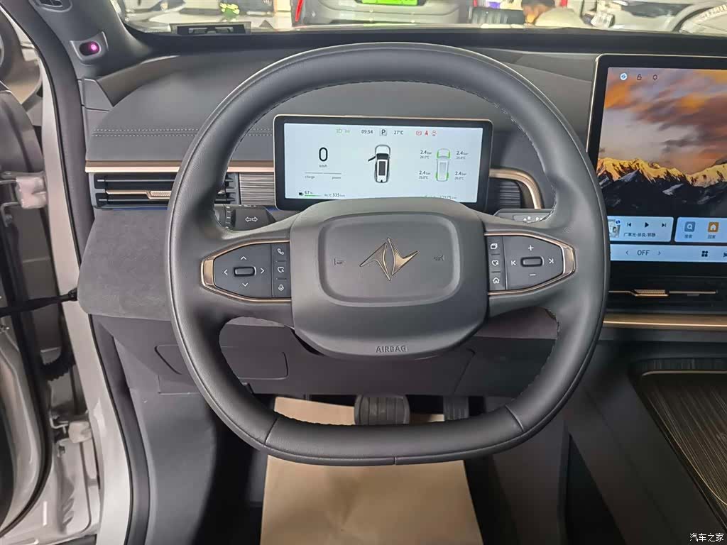 DongFeng eπ008, 2025 6