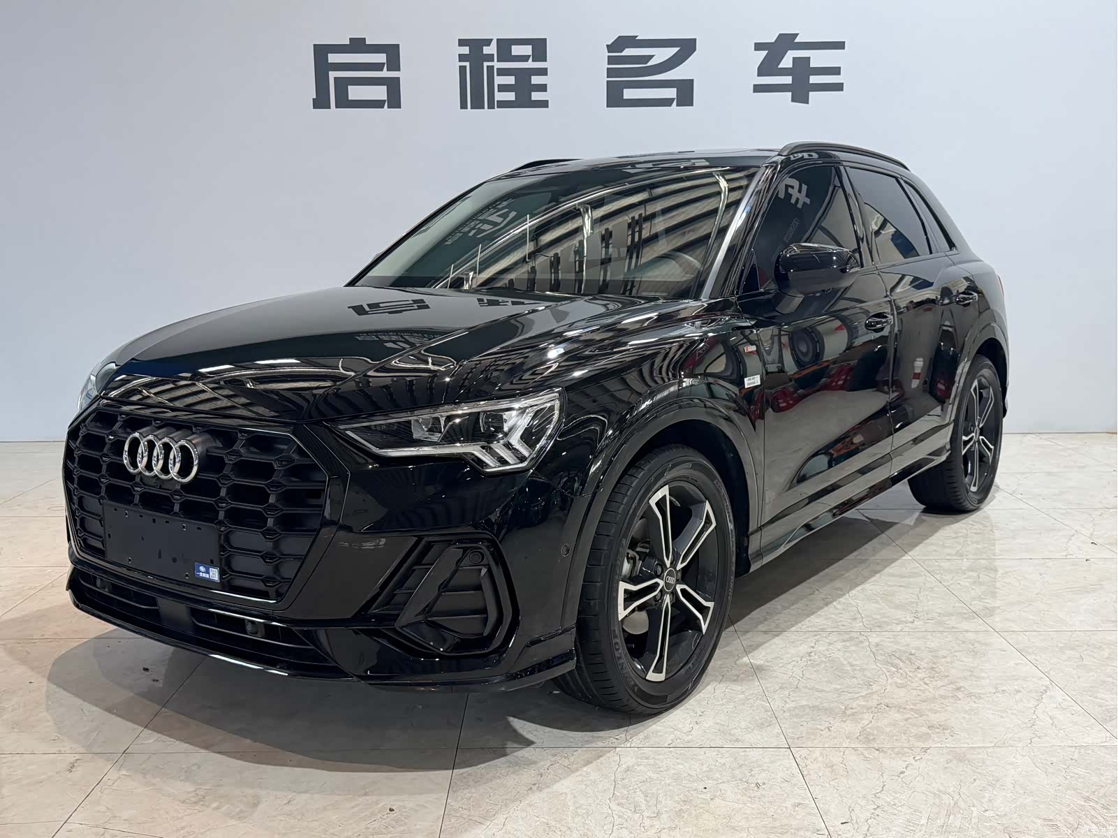 Audi Q3, 2022 1