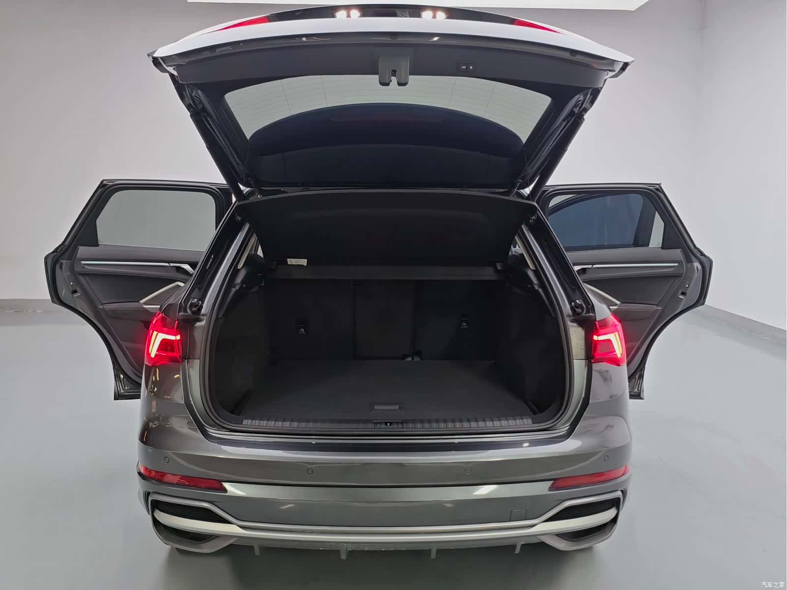 Audi Q3, 2023 8