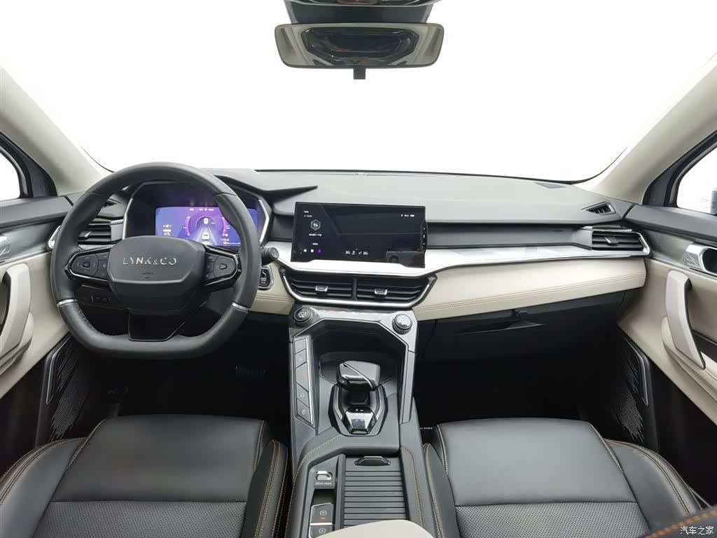 Lynk & Co 02, 2022 все фото