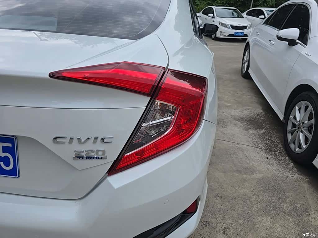 Honda Civic, 2019 8