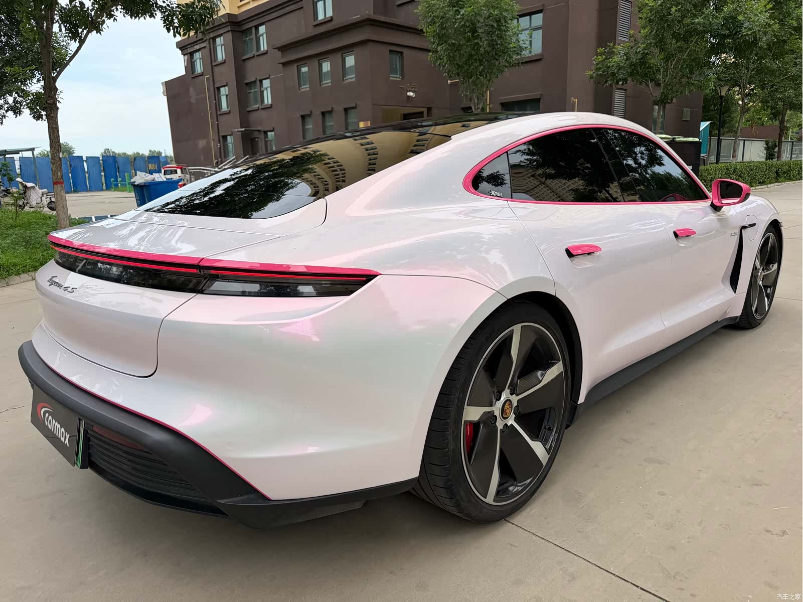 Porsche Taycan, 2021 11