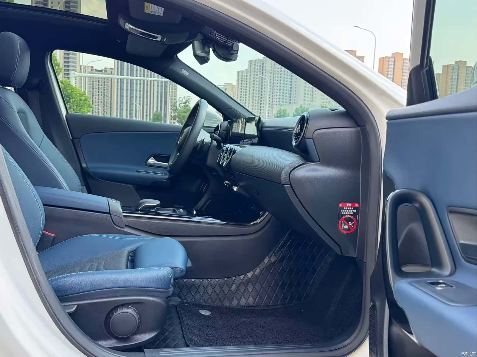 Mercedes-Benz A-Class, 2019 11