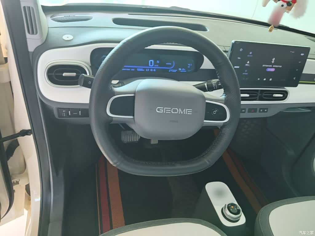 Geely Panda, 2025 11