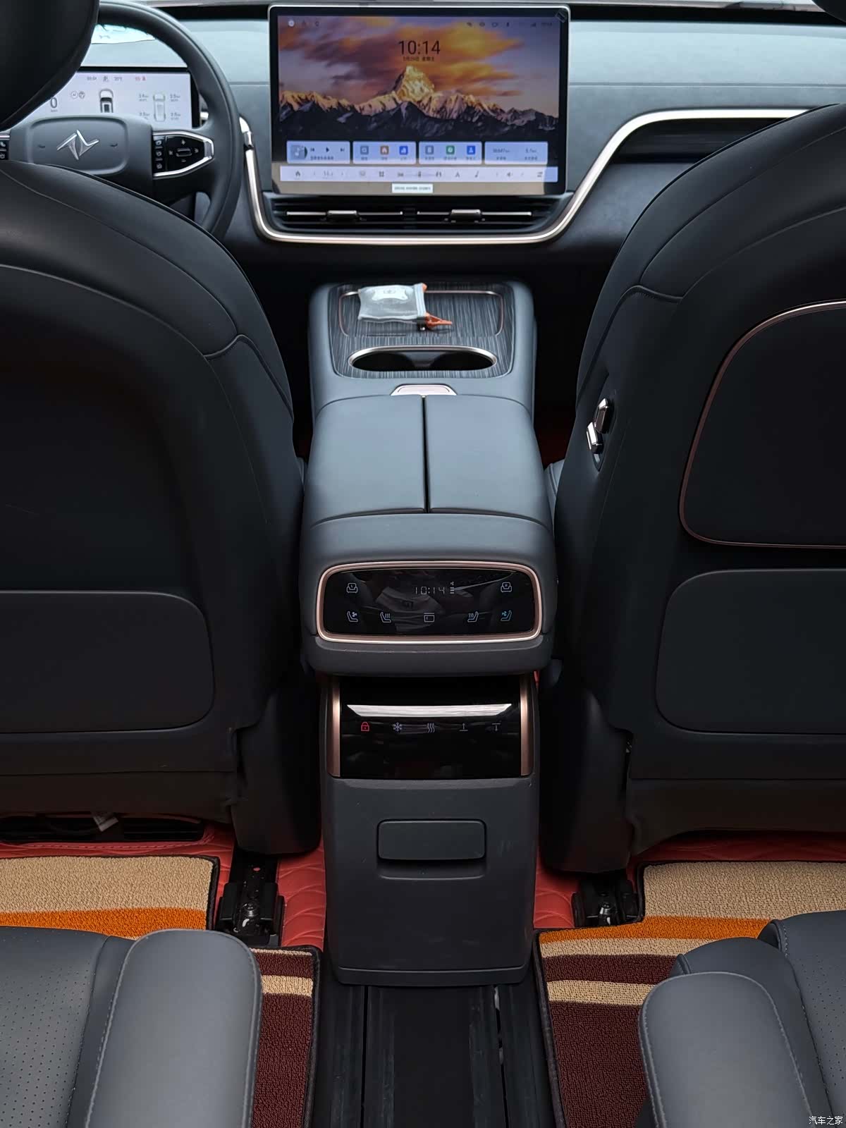 DongFeng eπ008, 2025 13