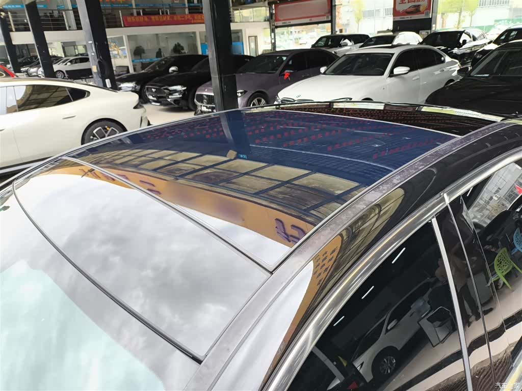 Mercedes-Benz E-Class, 2022 26
