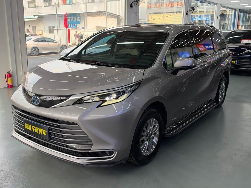 Toyota Sienna 2021 2.5L Luxury