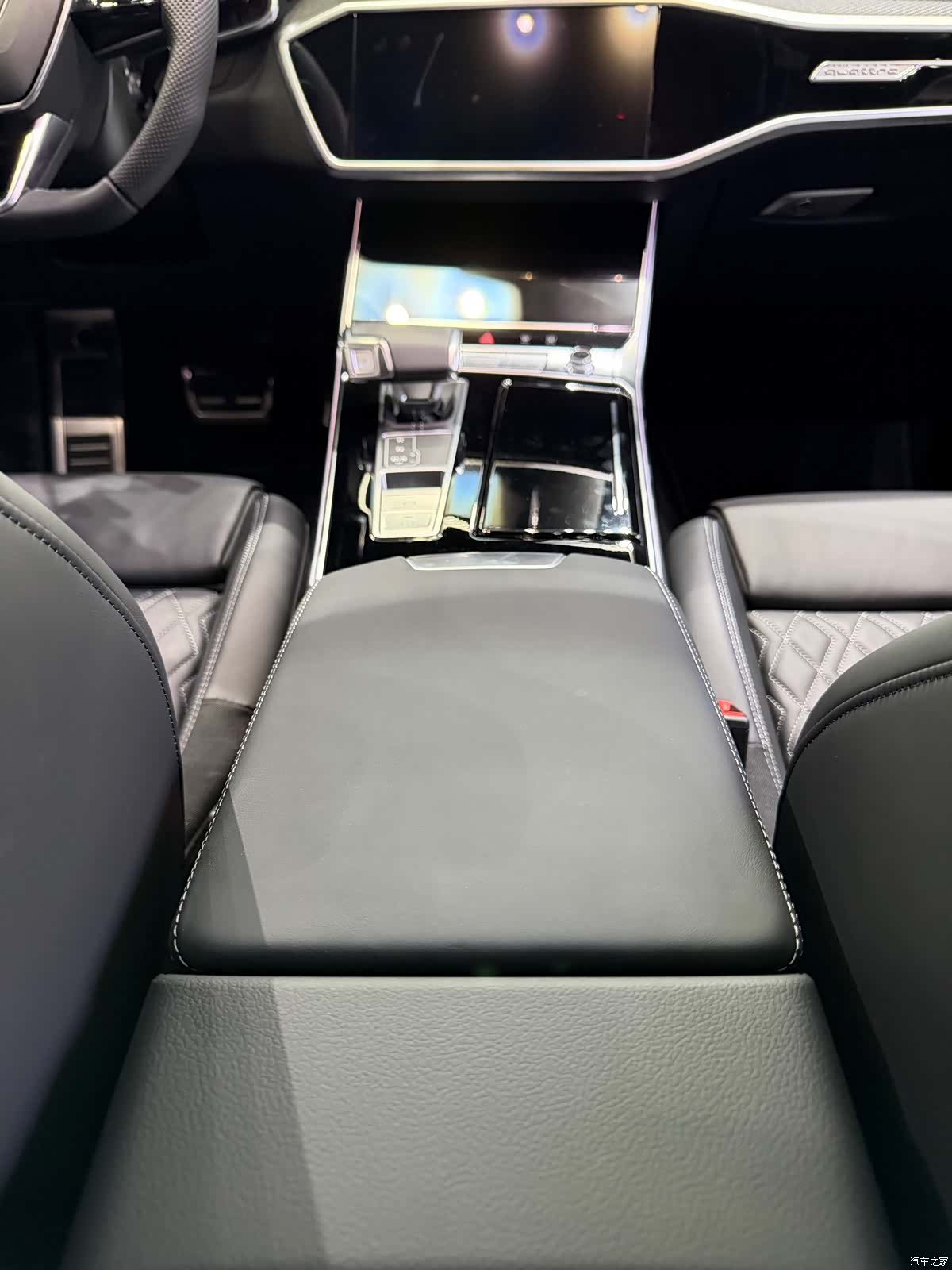 Audi A7, 2024 11