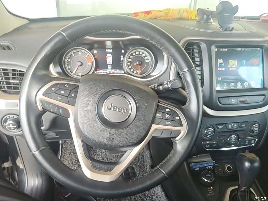 Jeep Cherokee, 2016 11