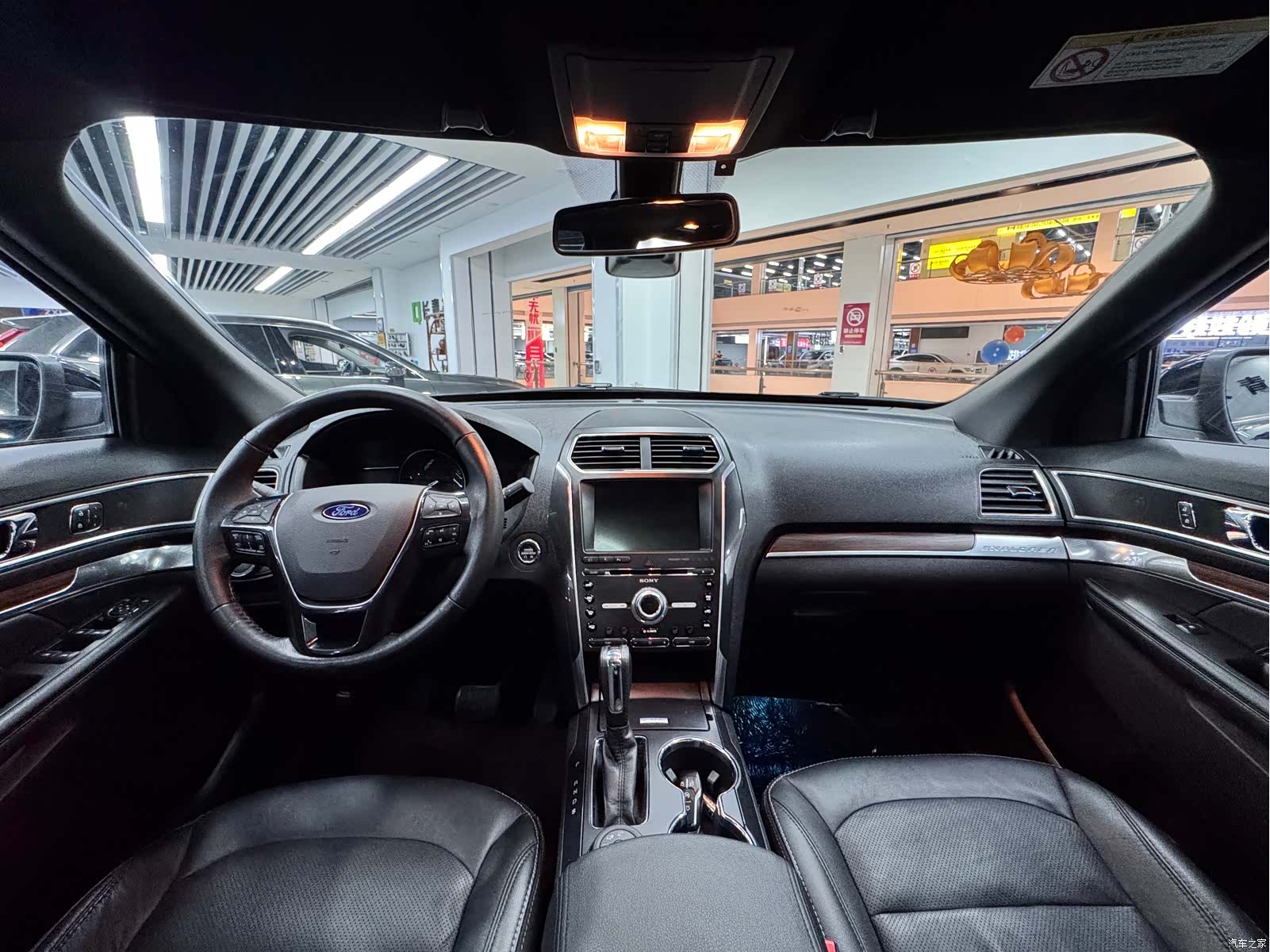Ford Explorer, 2018 8