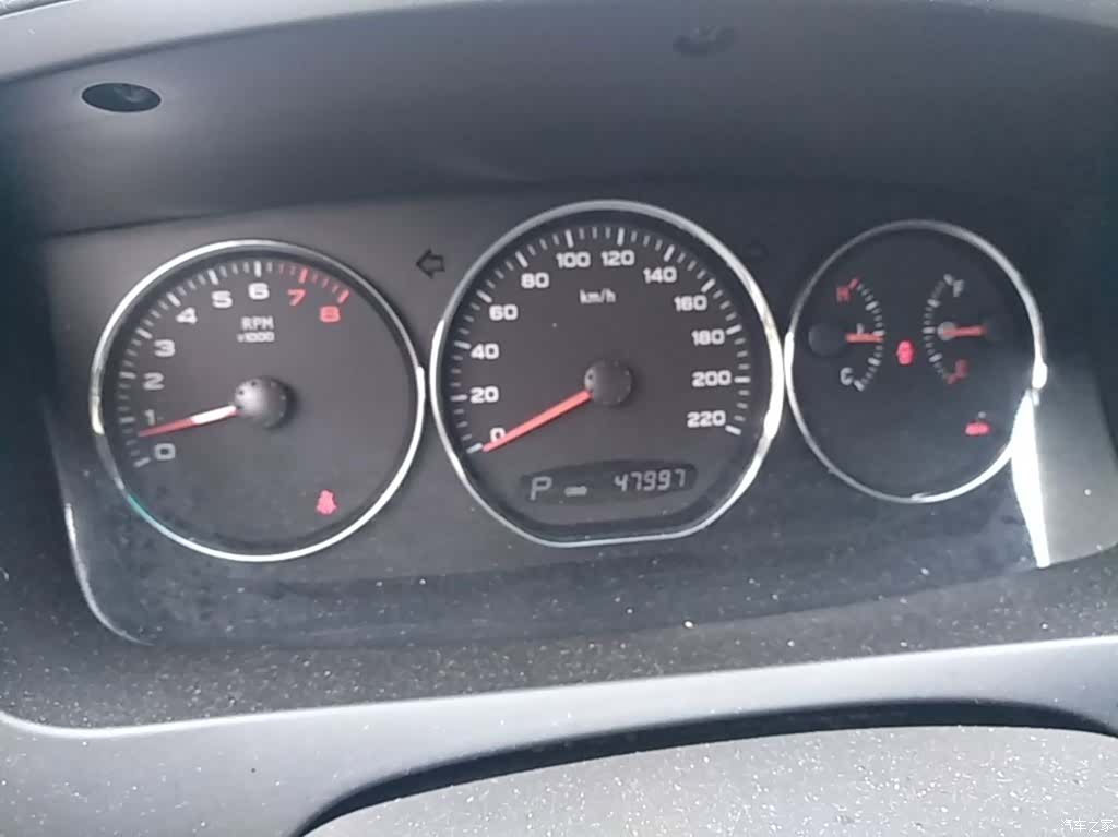 Roewe W5, 2016 12