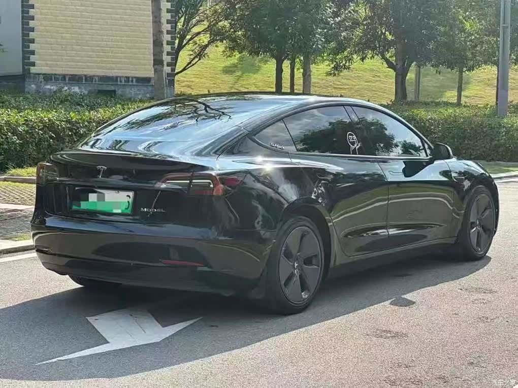 Tesla Model 3, 2021 все фото