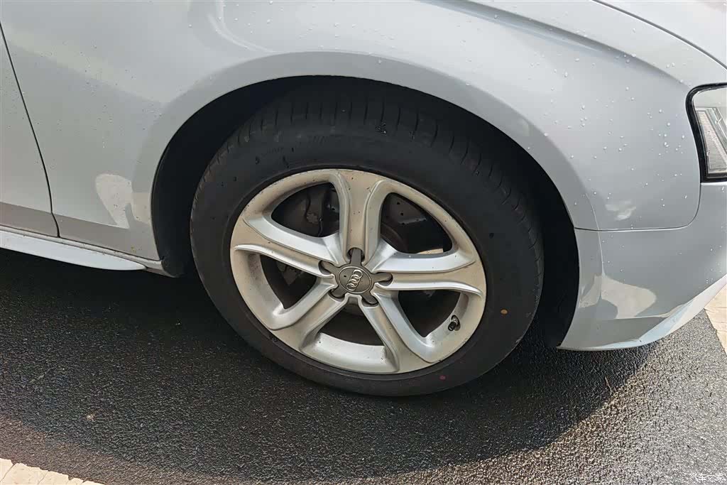 Audi A4L, 2014 6
