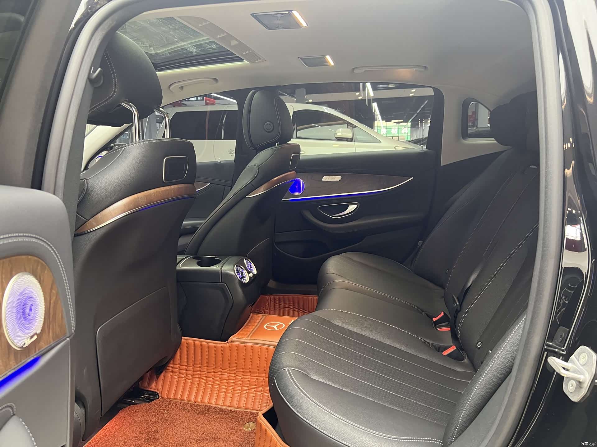 Mercedes-Benz E-Class, 2018 11