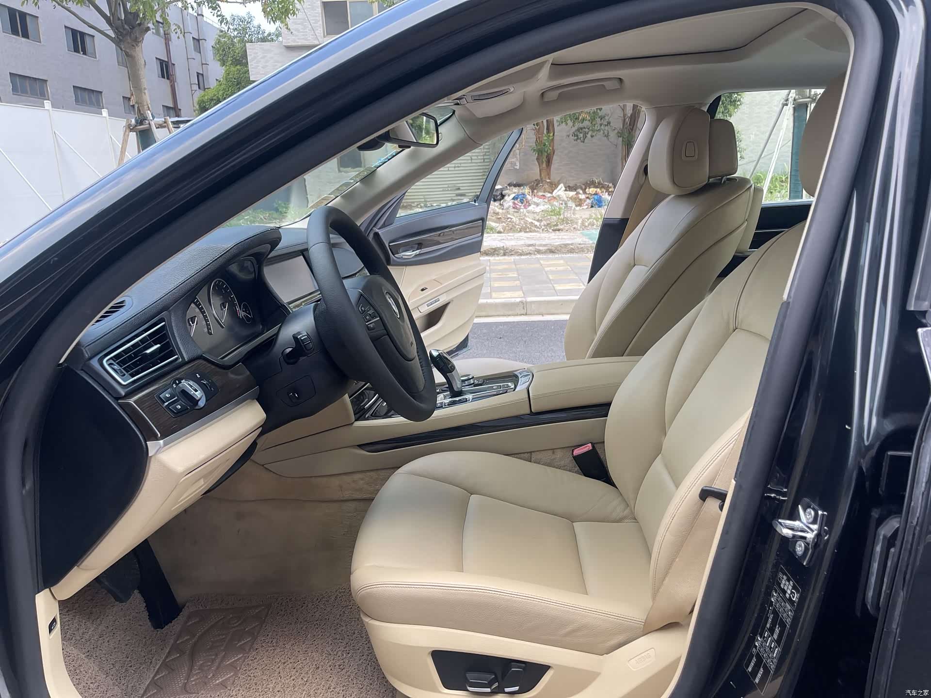 BMW 7 Series, 2009 10