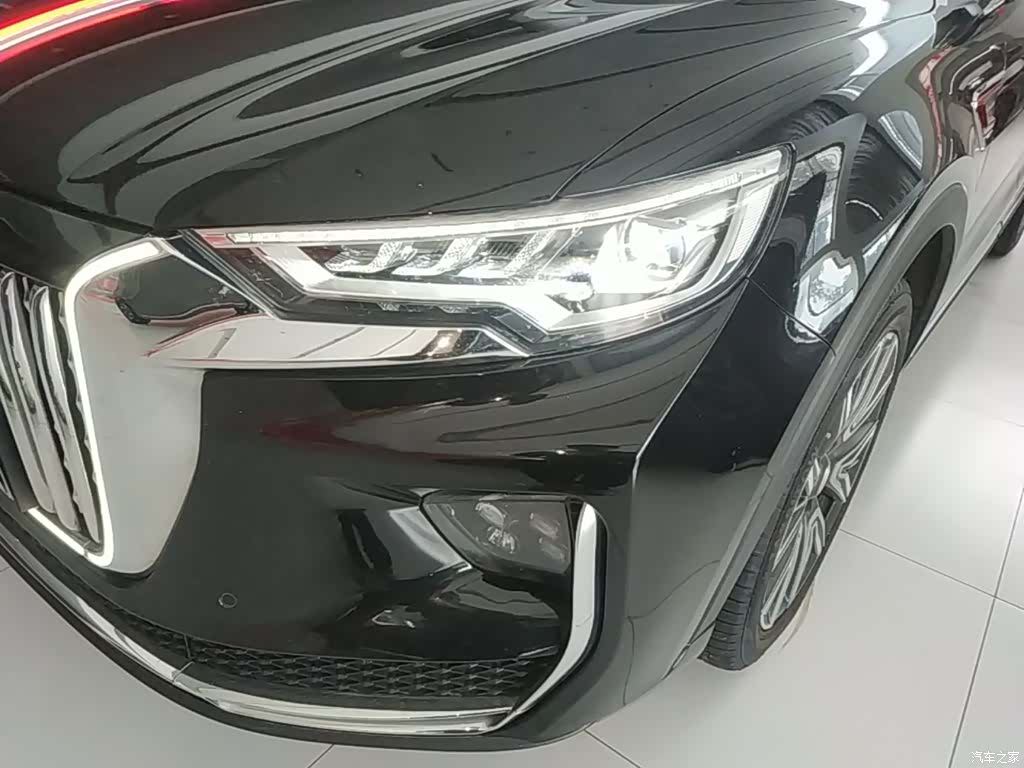 Hongqi HS5, 2023 24