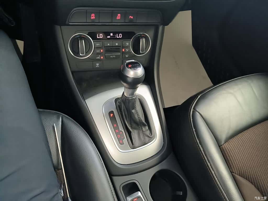 Audi Q3, 2019 14
