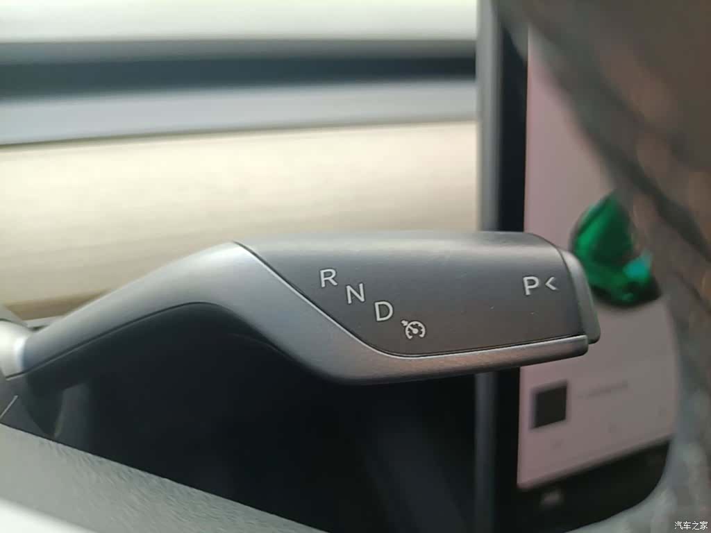 Tesla Model Y, 2021 14