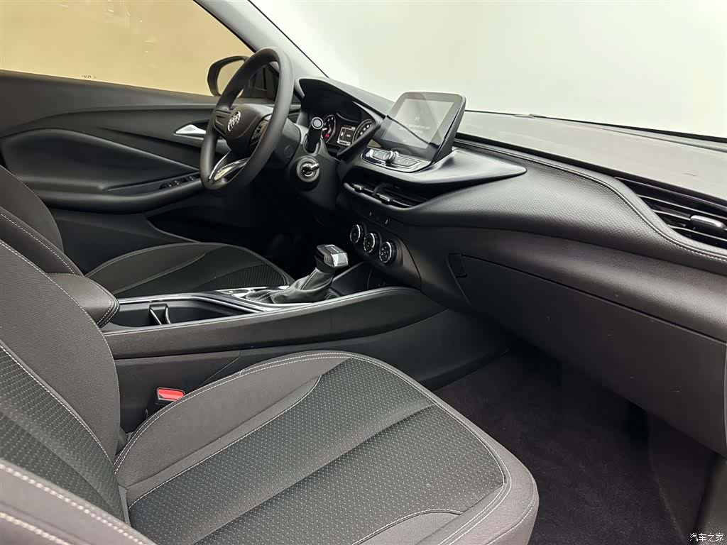 Buick Verano, 2023 16