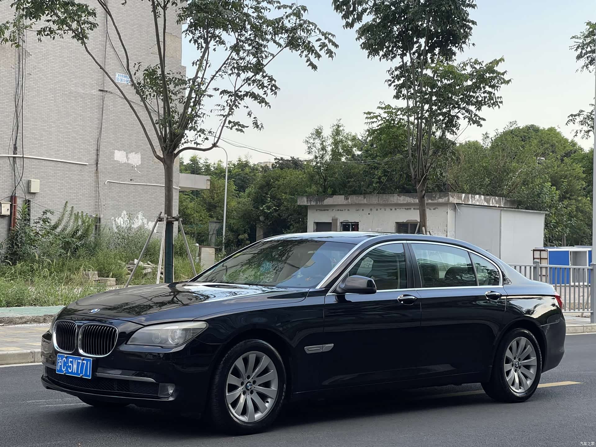 BMW 7 Series, 2009 1