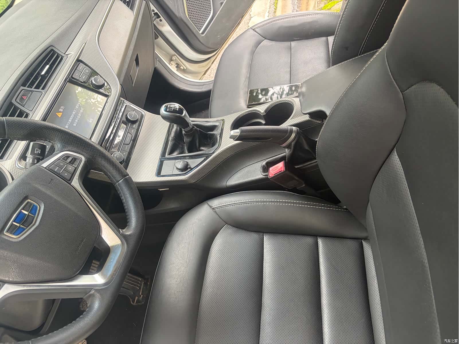 Geely Emgrand, 2016 16