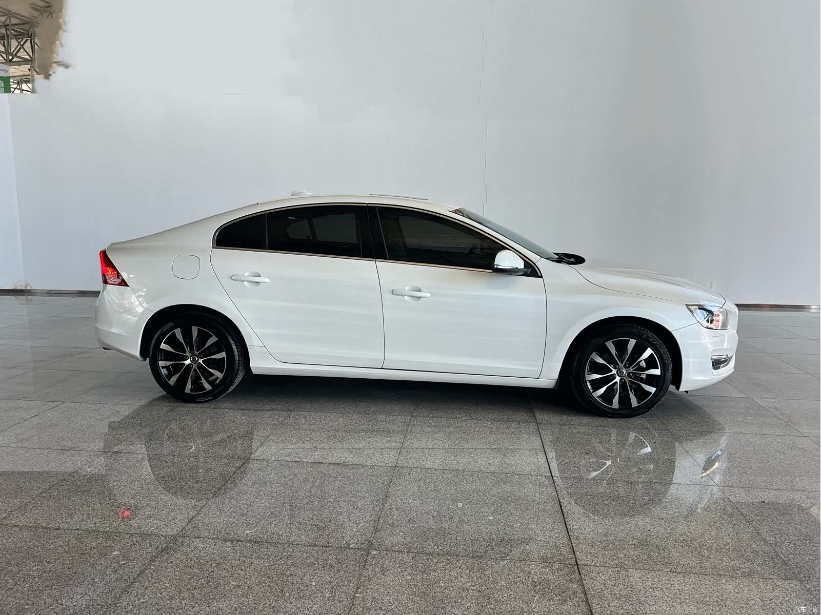 Volvo S60, 2020 3