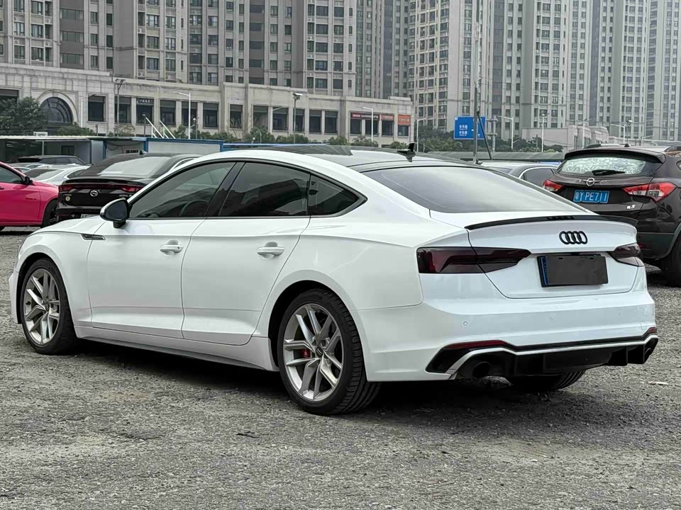 Audi A5