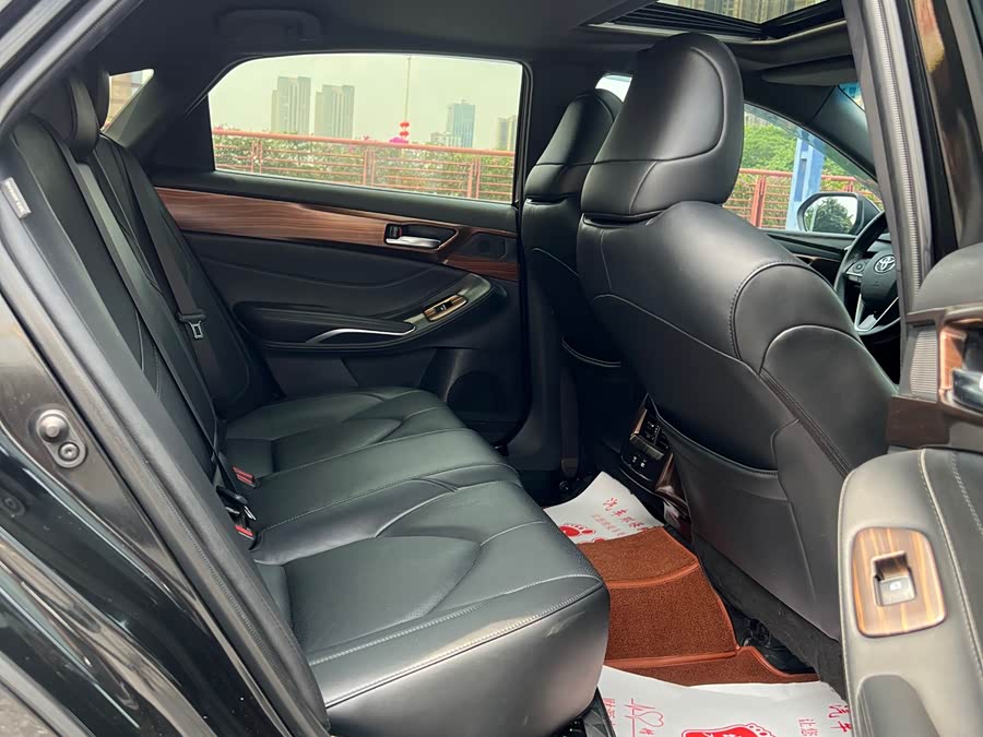 Toyota Avalon 2021, фото 9