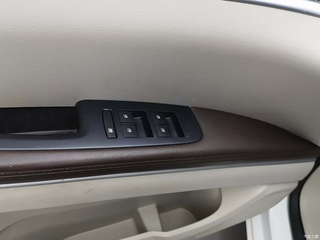 Buick GL8, 2021 9
