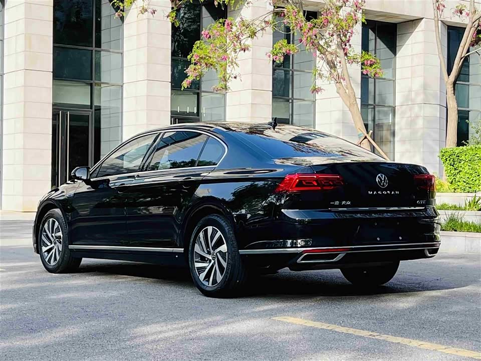 Volkswagen Magotan GTE